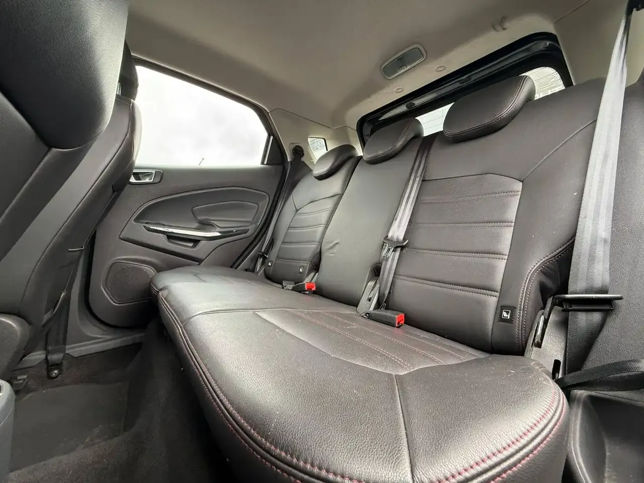 Ford EcoSport - 19