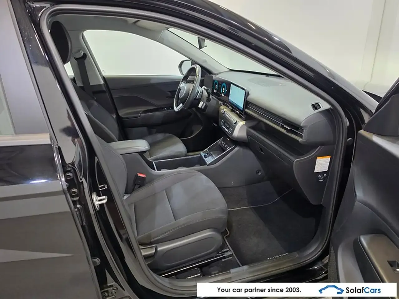 Hyundai KONA - 11