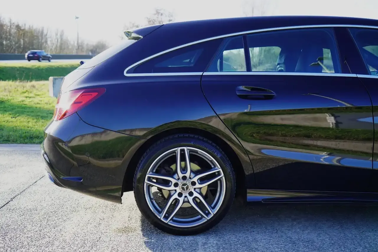 Mercedes-Benz CLA 200 - 16