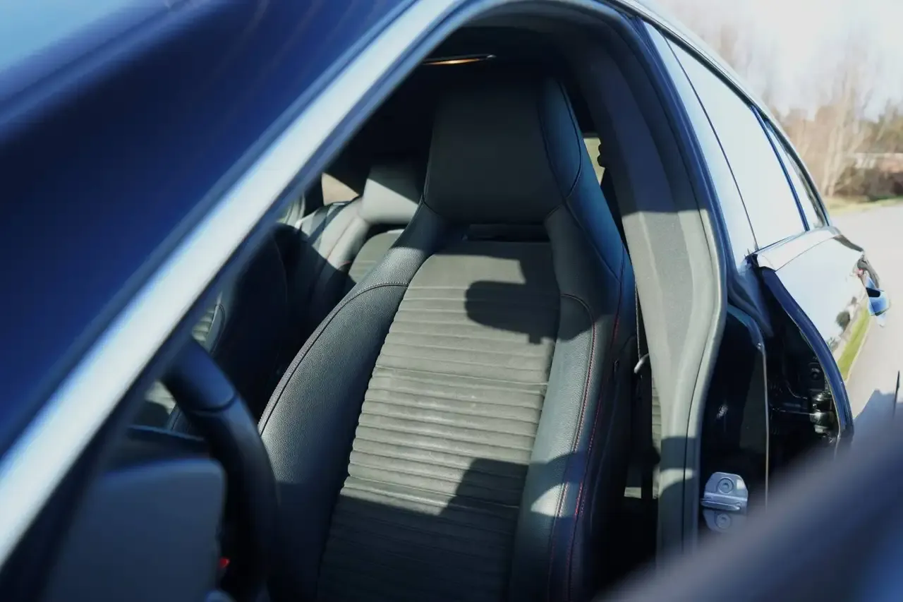 Mercedes-Benz CLA 200 - 22