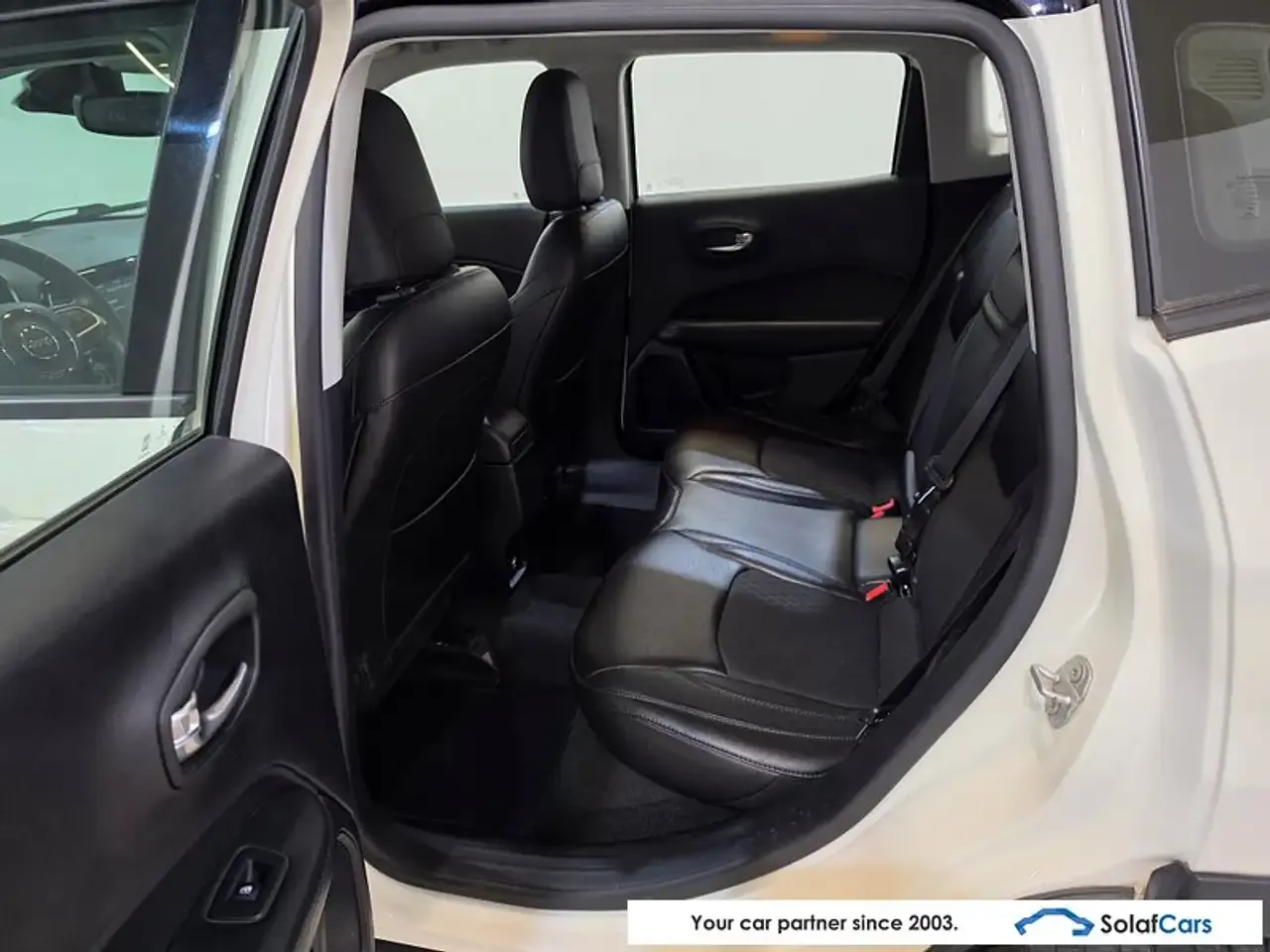 Jeep Compass - 12
