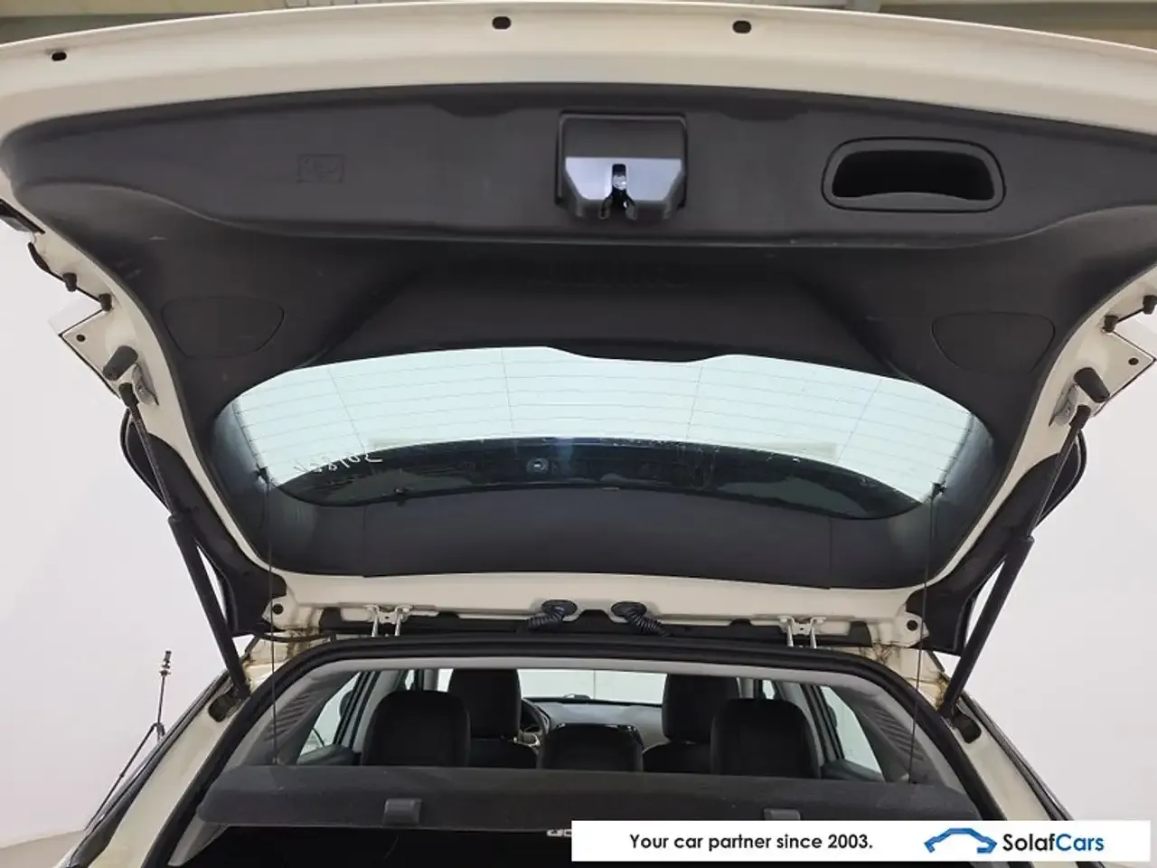 Jeep Compass - 16