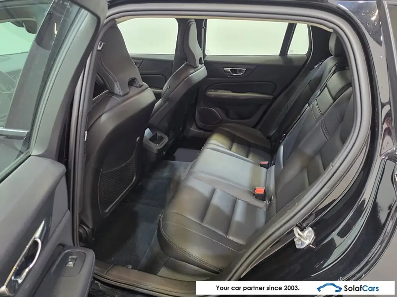 Volvo V60 Cross Country - 10