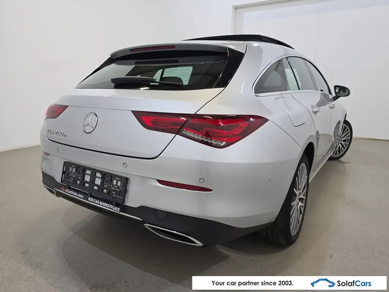 Mercedes-Benz - 4