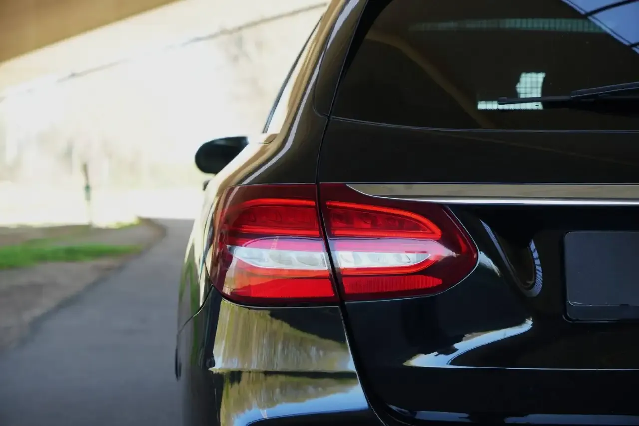 Mercedes-Benz C 43 AMG - 15