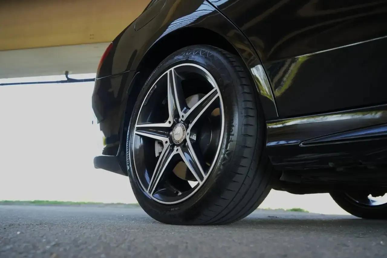 Mercedes-Benz C 43 AMG - 21
