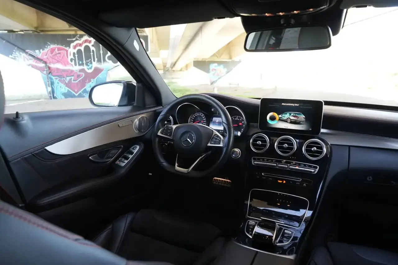 Mercedes-Benz C 43 AMG - 42