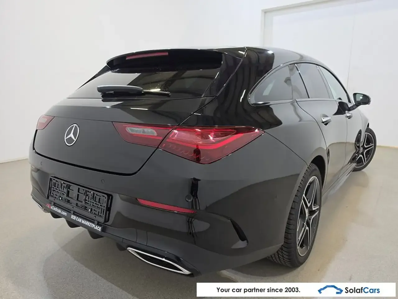 Mercedes-Benz - 4