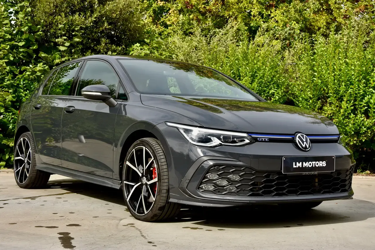 Volkswagen Golf - 16