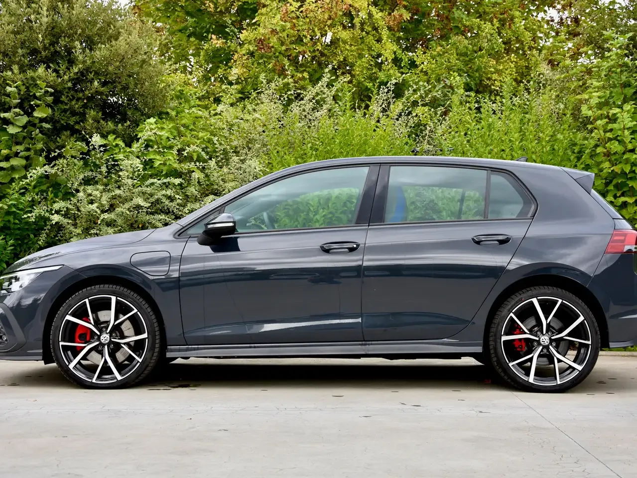 Volkswagen Golf - 24