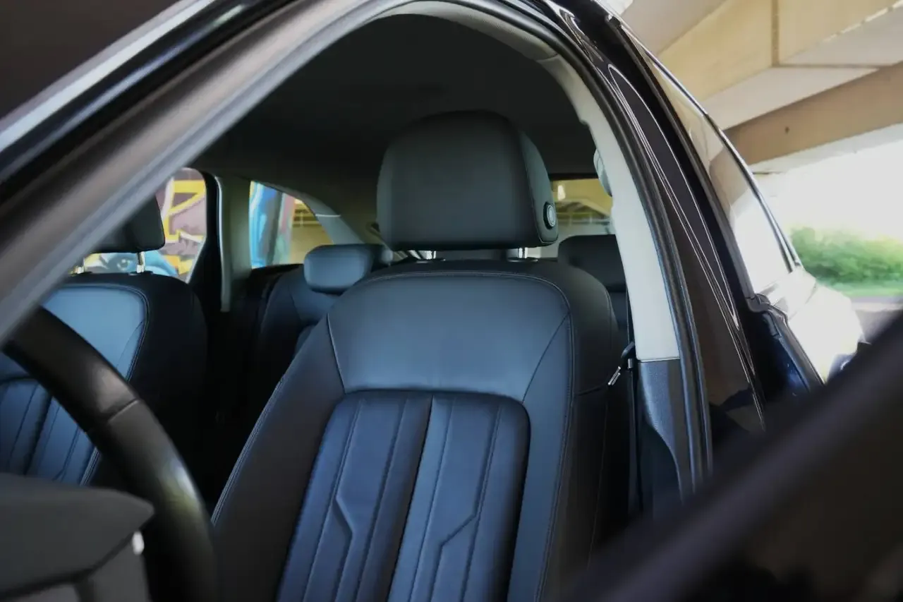 Audi A6 - 24