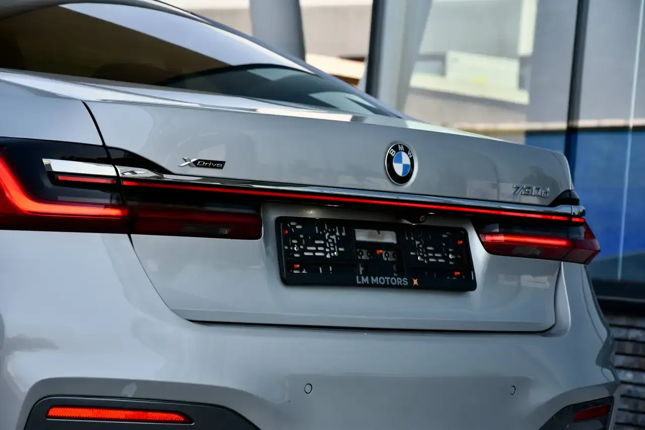 BMW 730 - 26