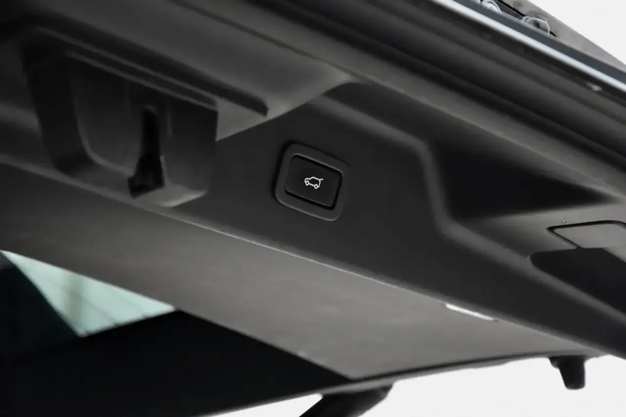 Land Rover Range Rover - 8