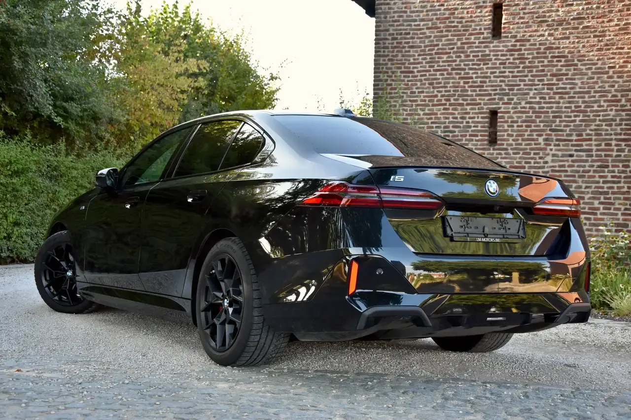 BMW i5 - 16