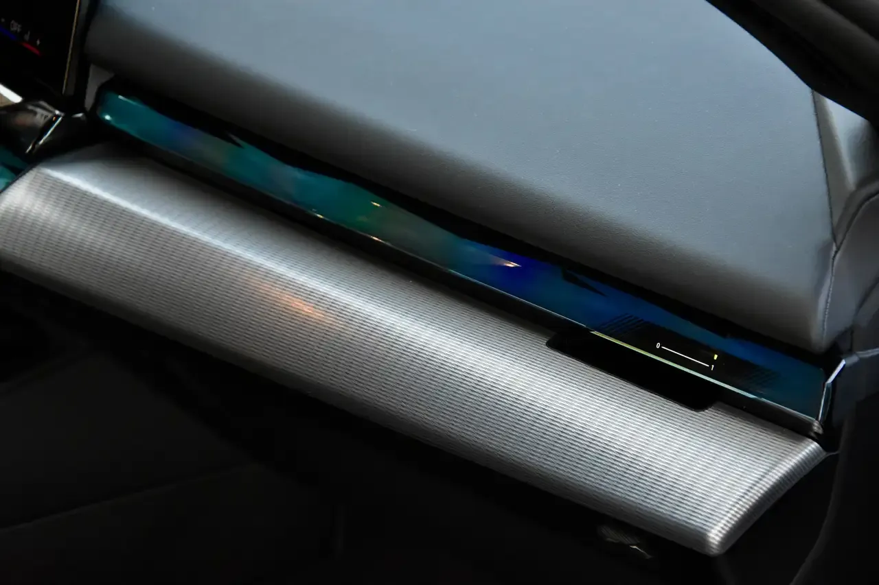 BMW i5 - 8