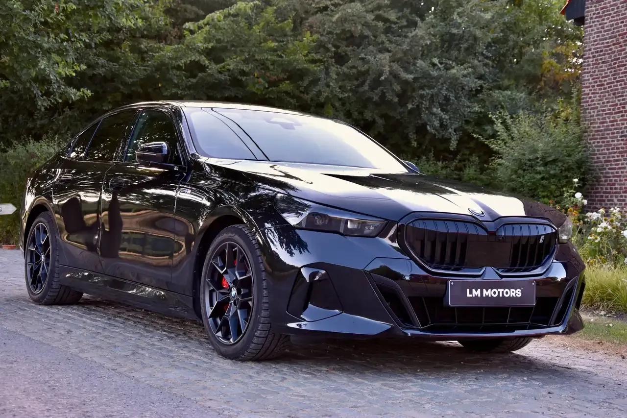 BMW i5 - 10