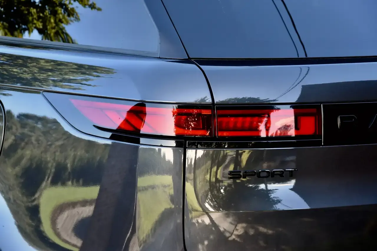 Land Rover Range Rover Sport - 20