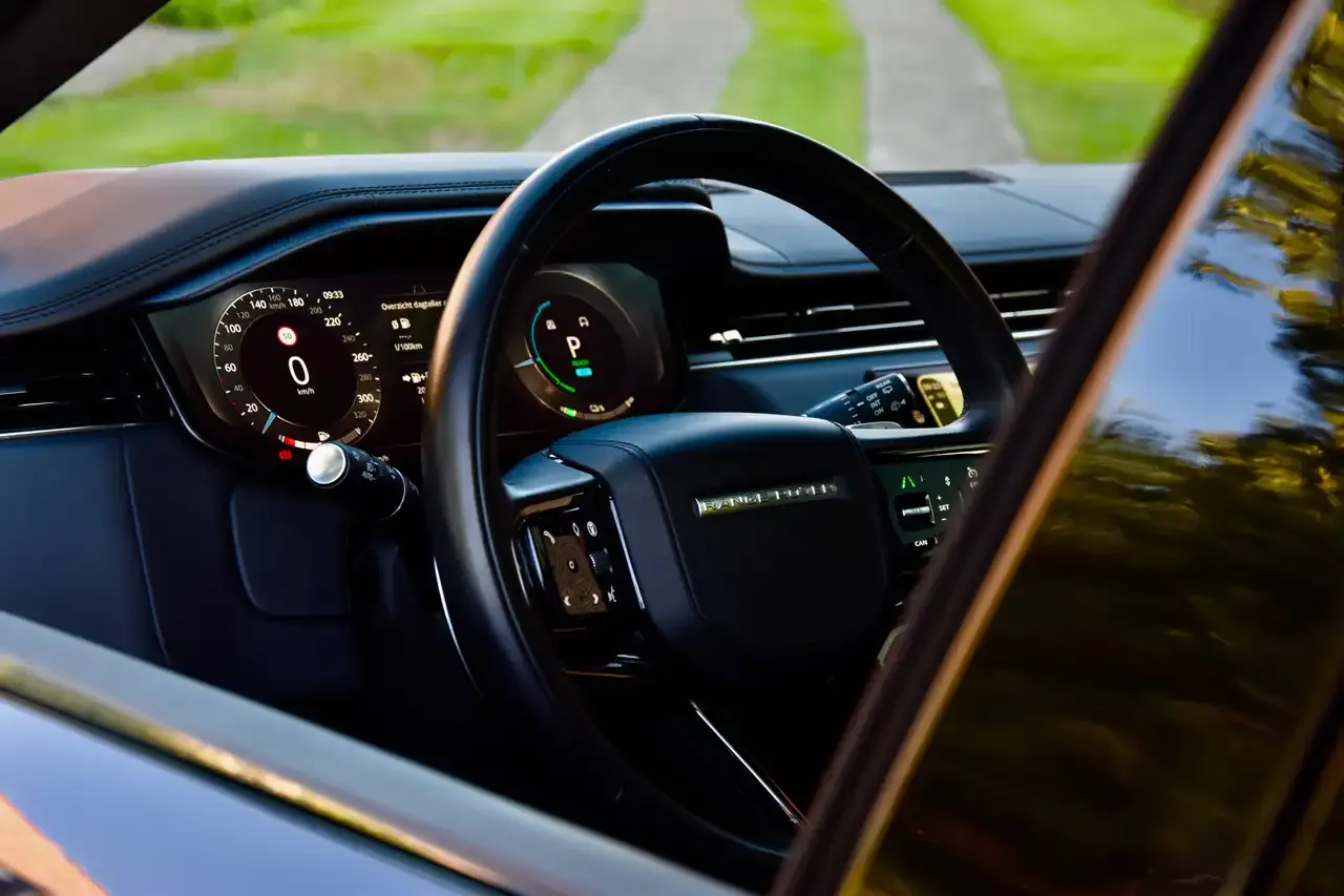 Land Rover Range Rover Sport - 23