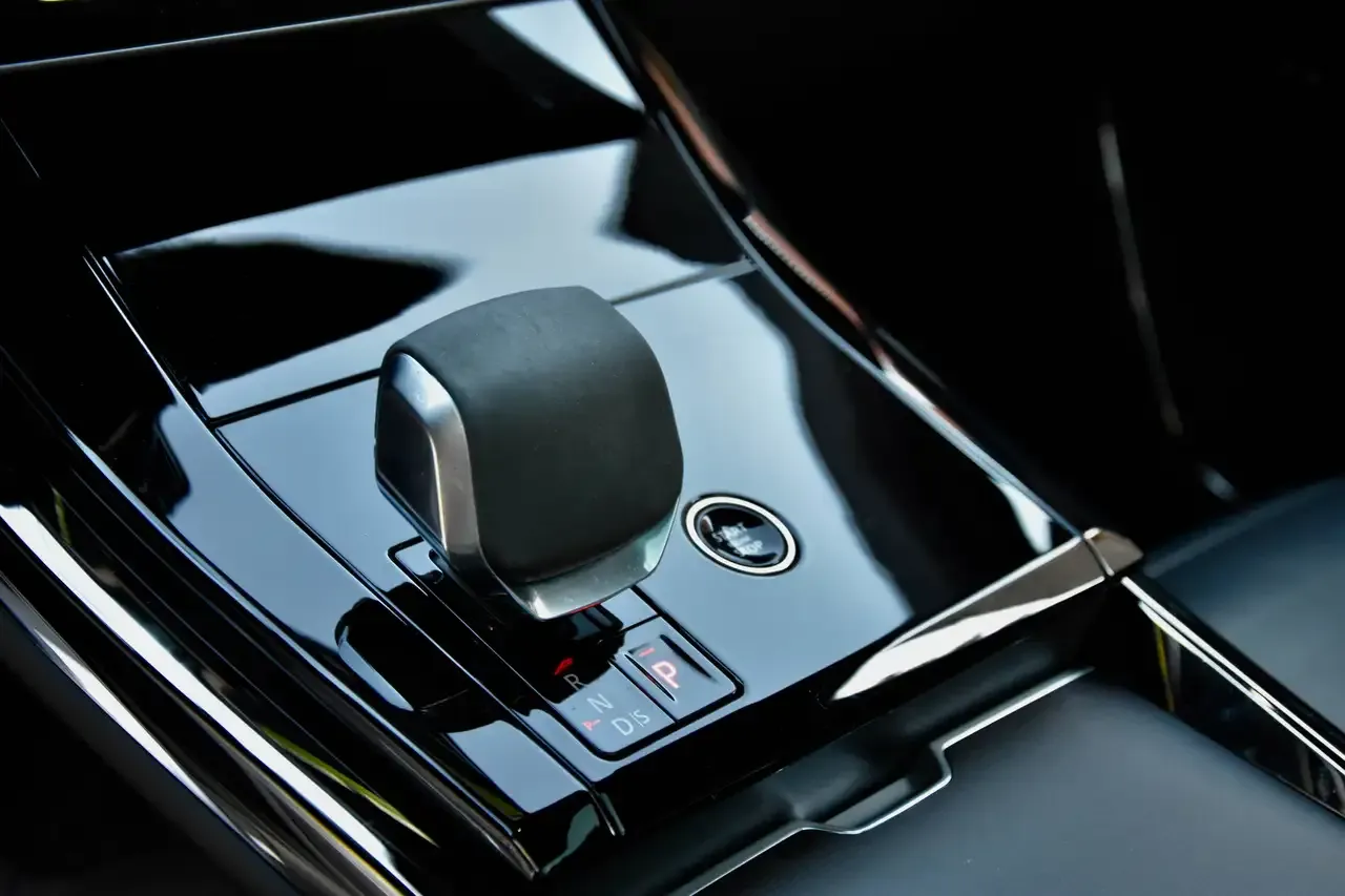 Land Rover Range Rover Sport - 33