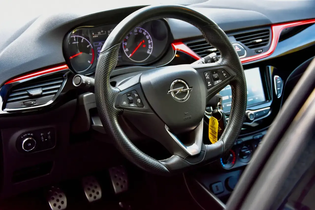Opel Corsa - 12