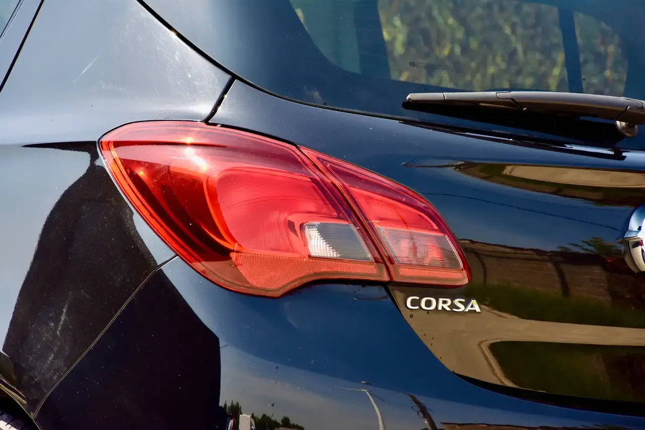 Opel Corsa - 21