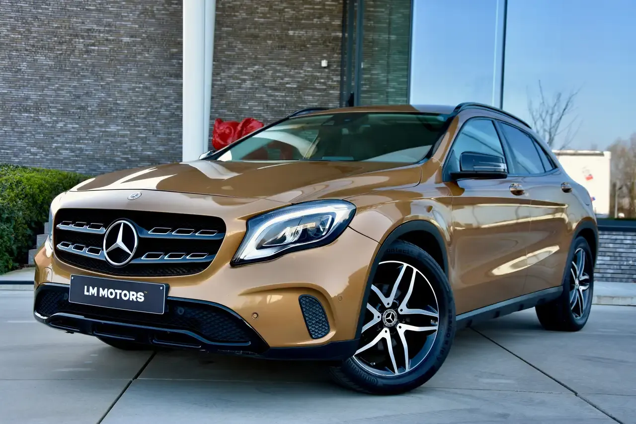 Mercedes-Benz GLA 200 - 20