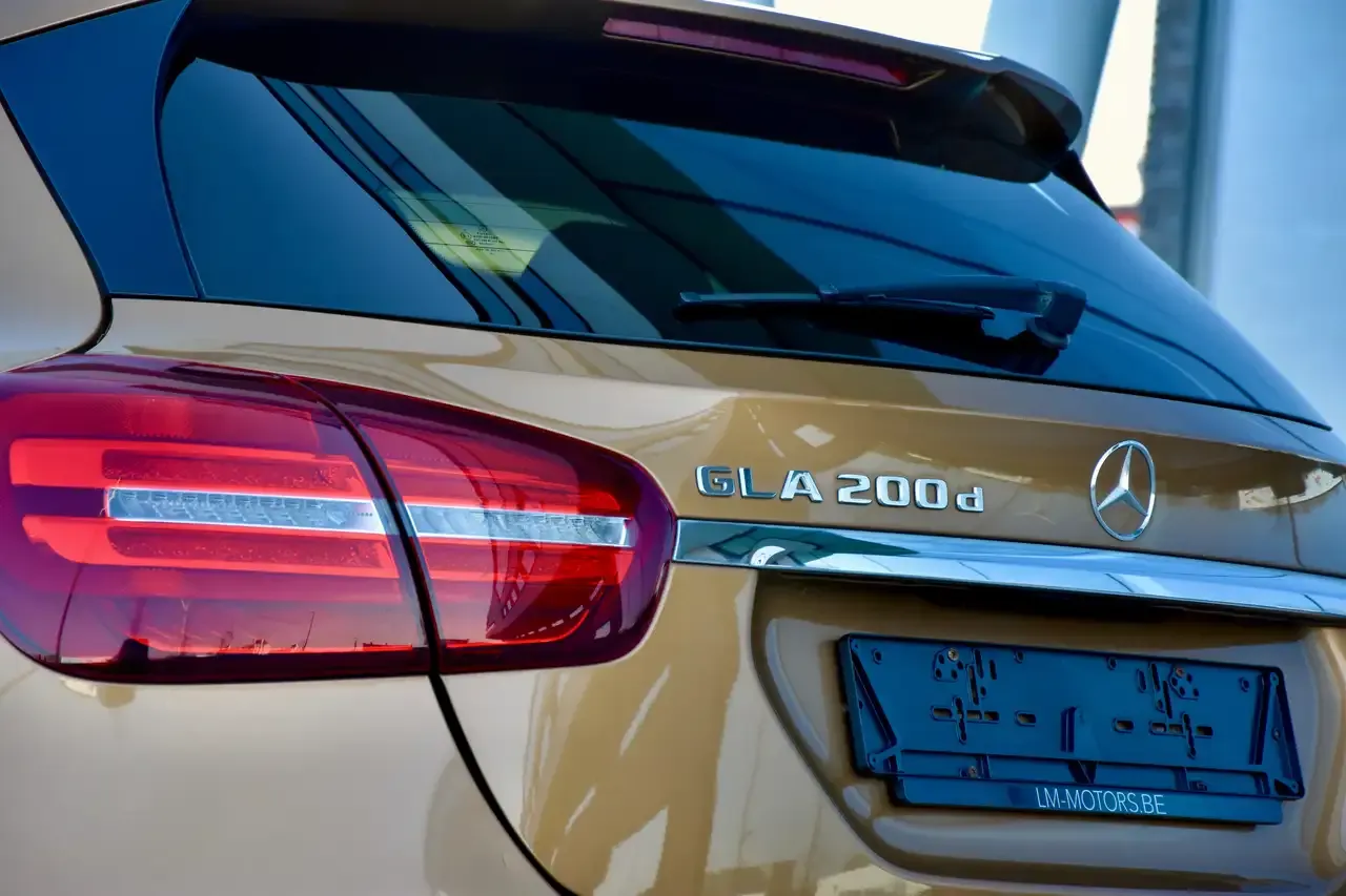 Mercedes-Benz GLA 200 - 22