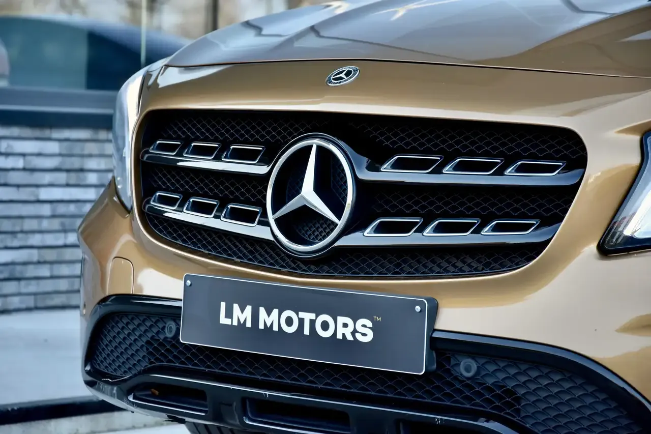 Mercedes-Benz GLA 200 - 27