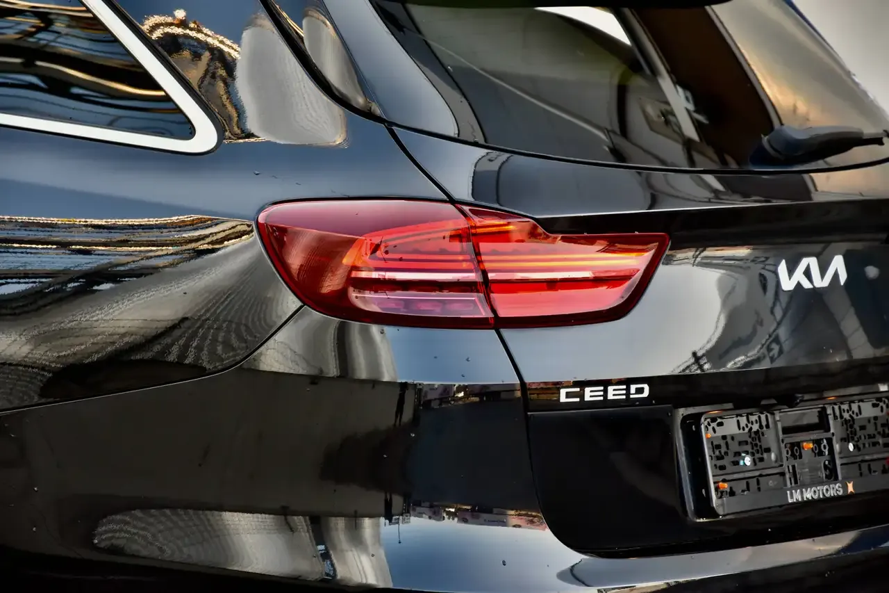 Kia Ceed SW / cee'd SW - 29