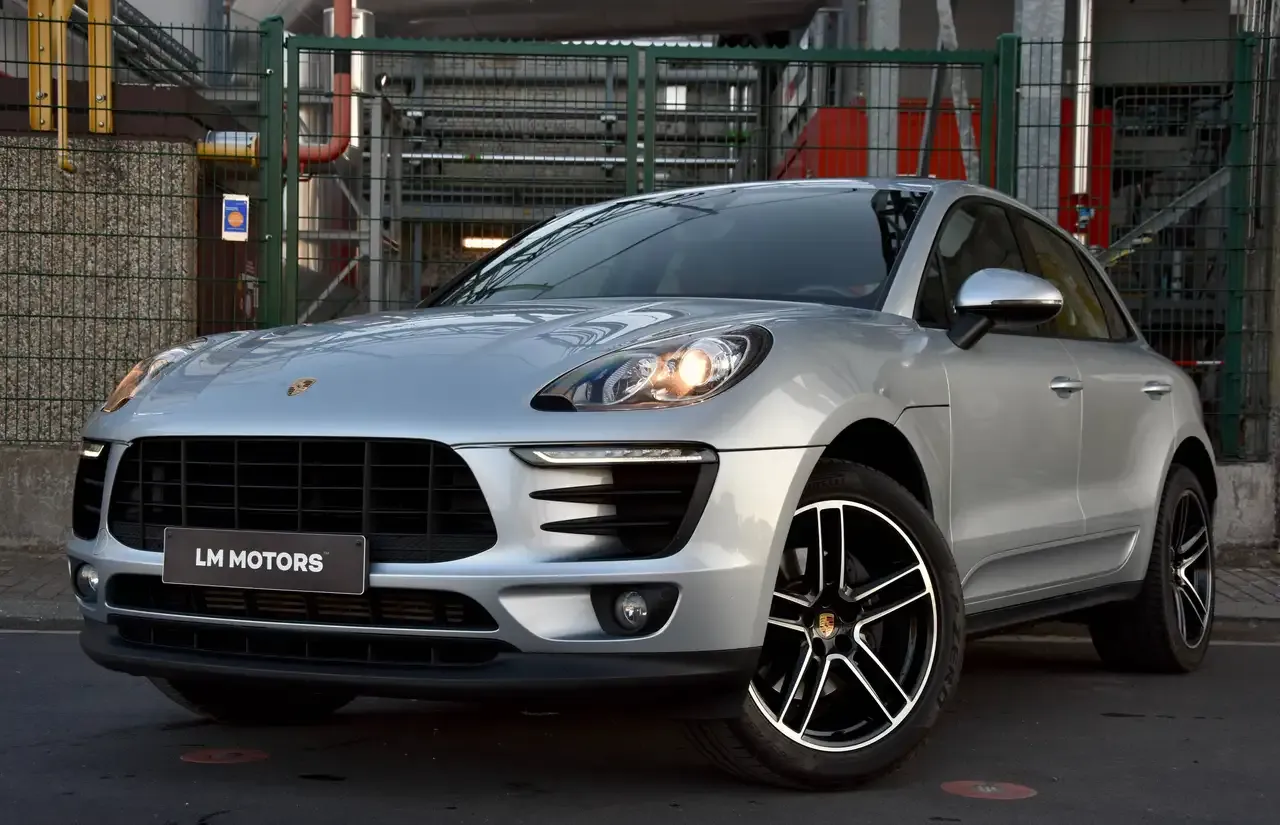 Porsche Macan - 17