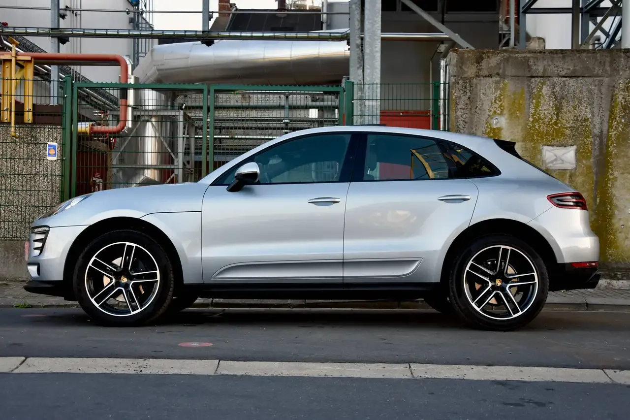 Porsche Macan - 21