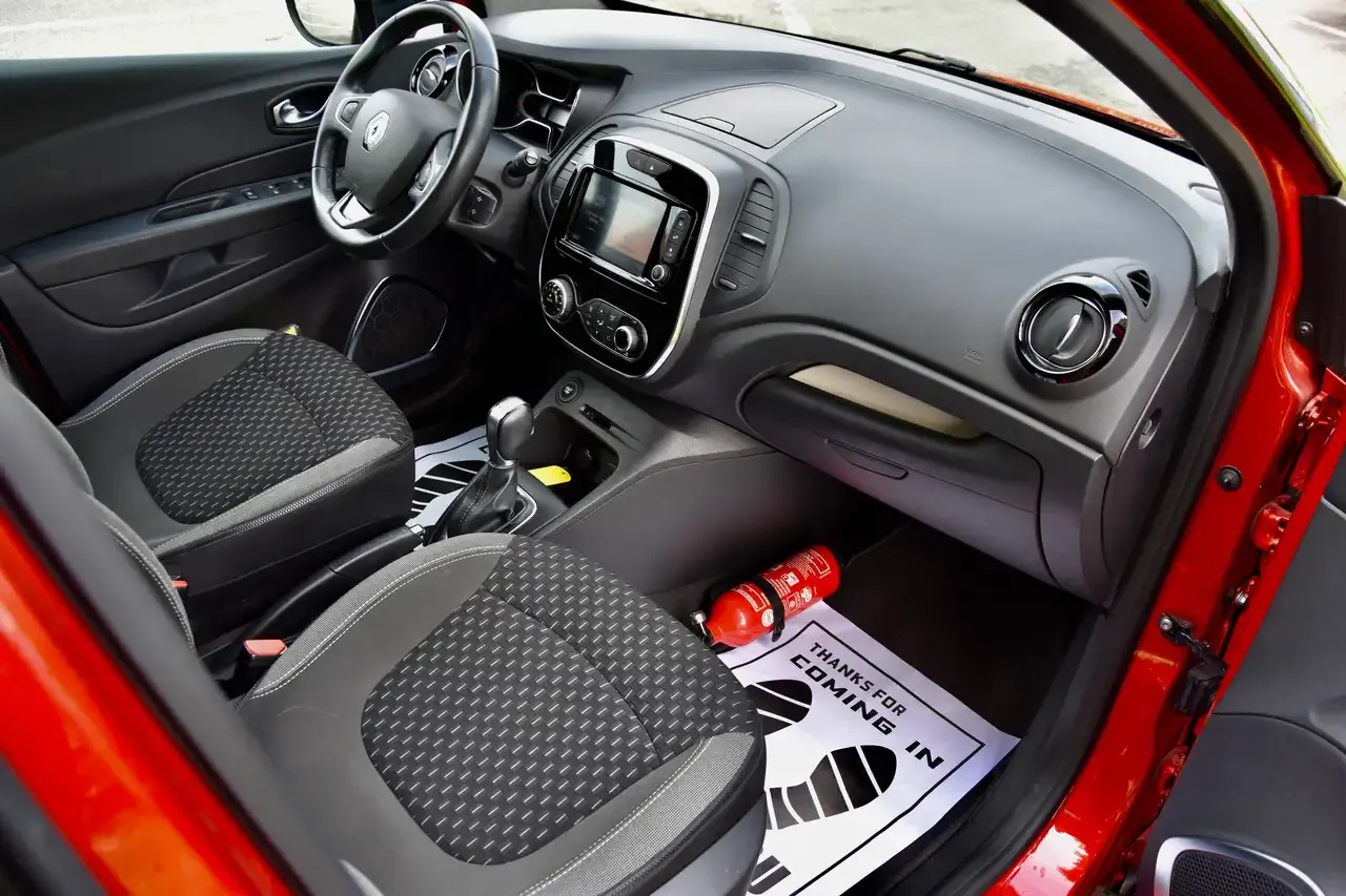 Renault Captur - 4