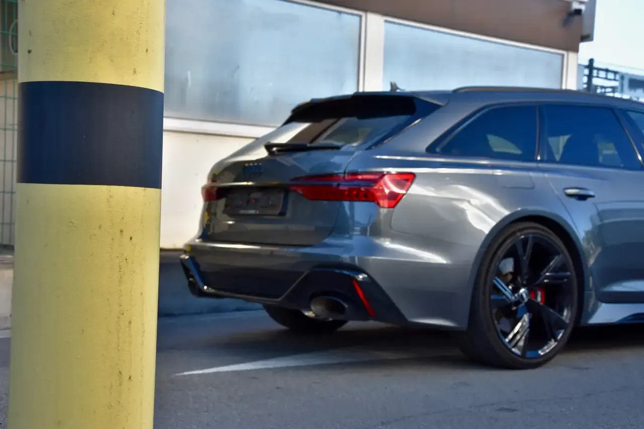 Audi RS6 - 25