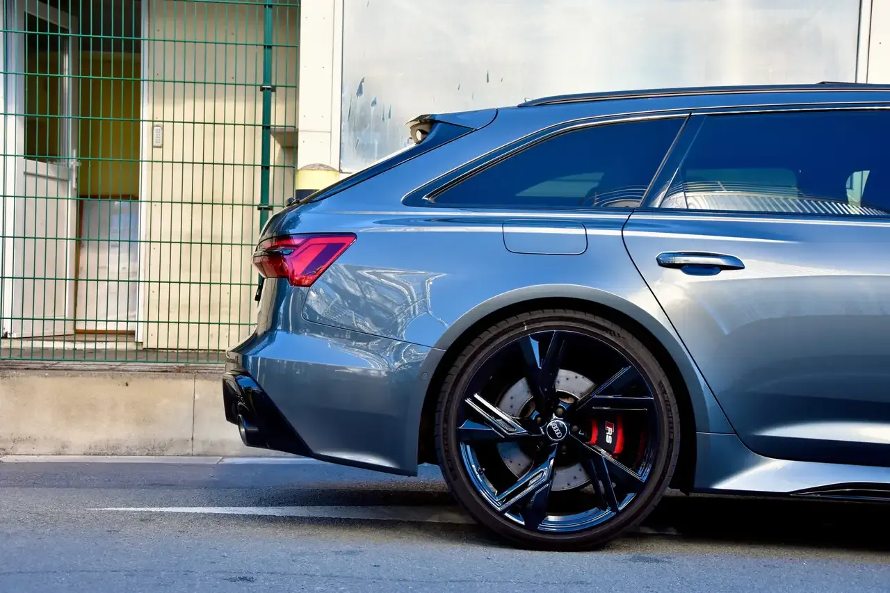 Audi RS6 - 26
