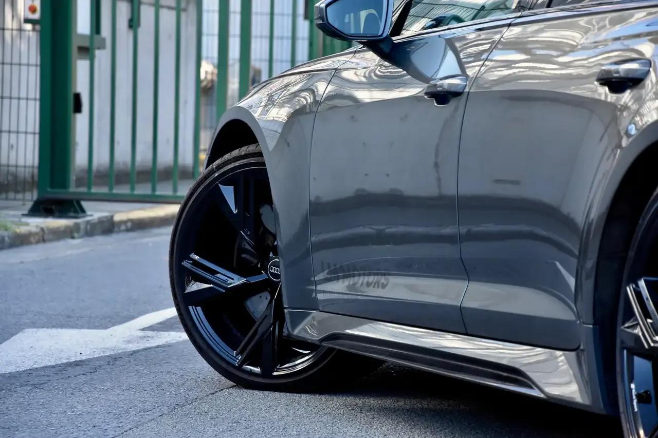 Audi RS6 - 38