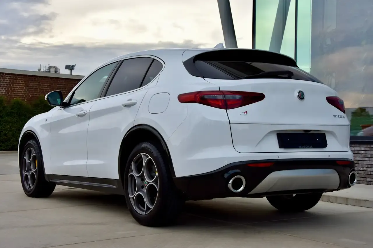 Alfa Romeo Stelvio - 33