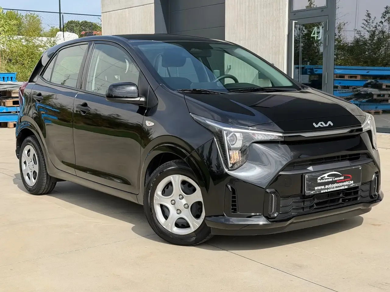 Kia Picanto - 1