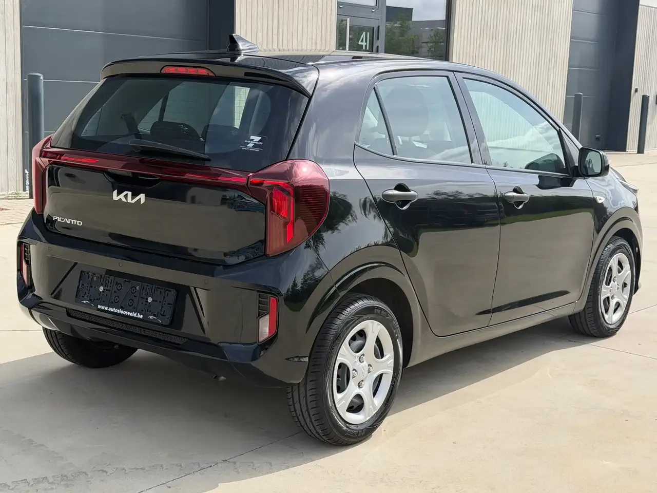 Kia Picanto - 4