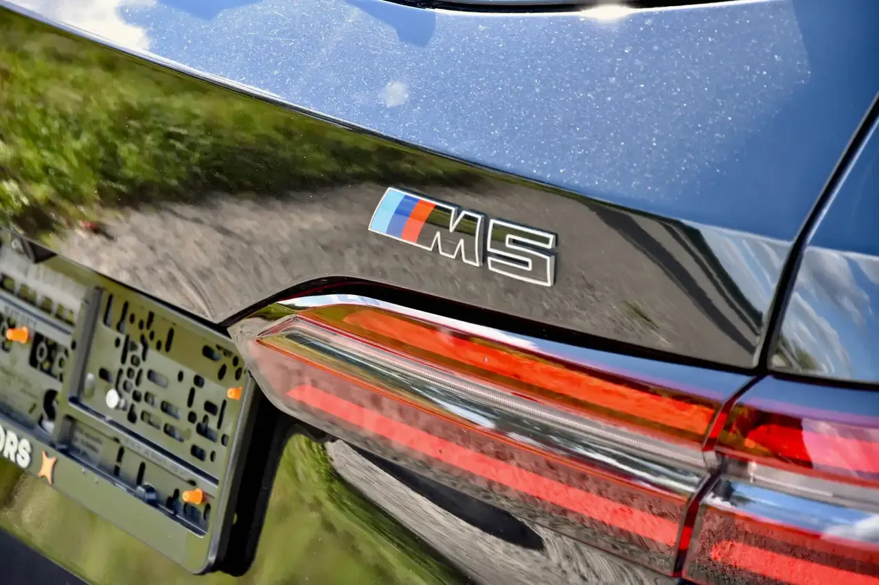 BMW M5 - 32