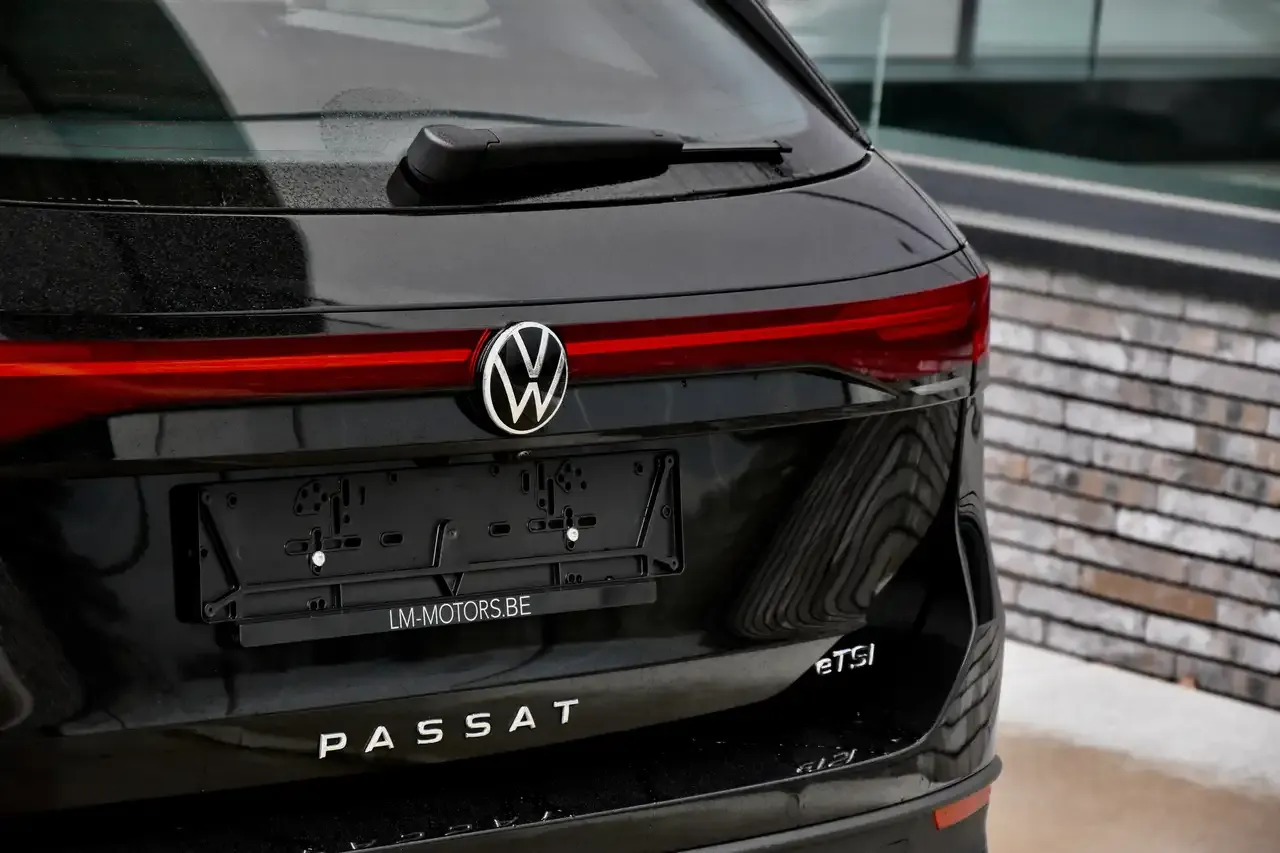 Volkswagen Passat Variant - 19