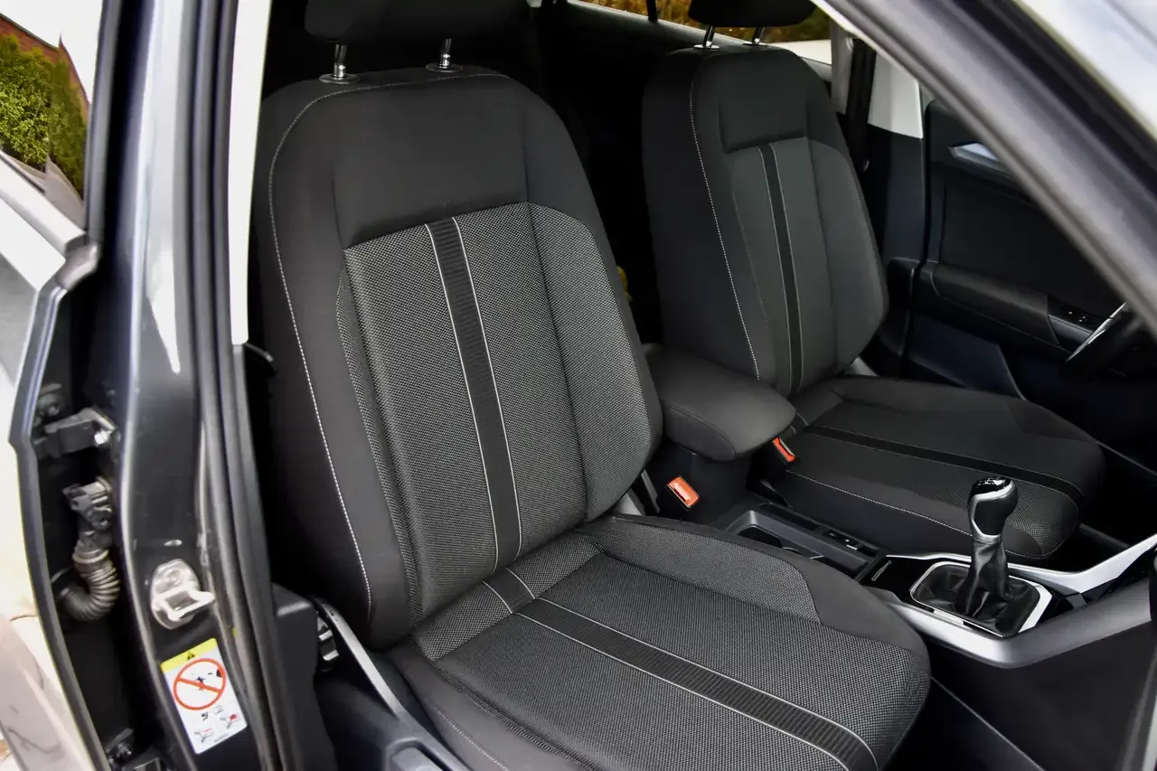 Volkswagen T-Roc - 11
