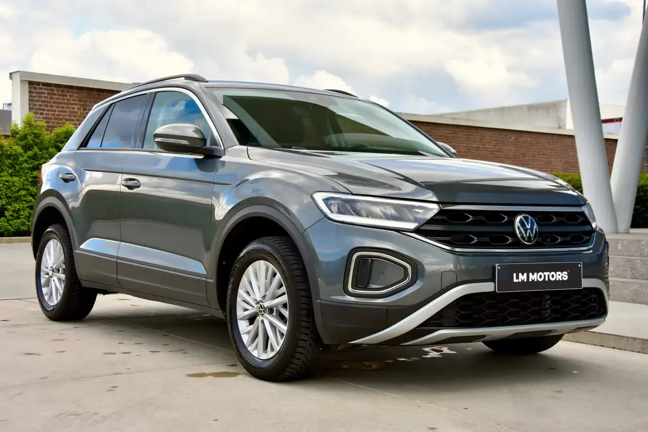 Volkswagen T-Roc - 13