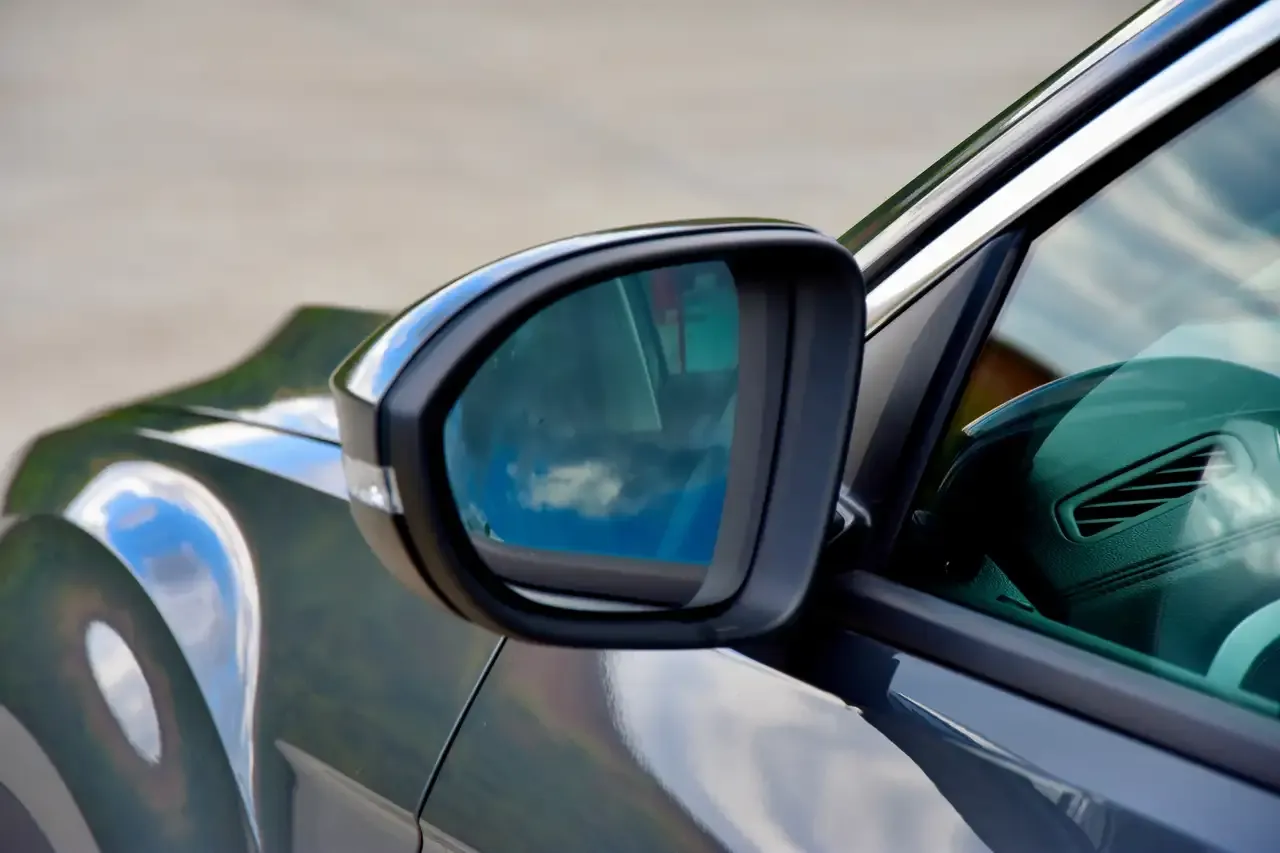 Volkswagen T-Roc - 20