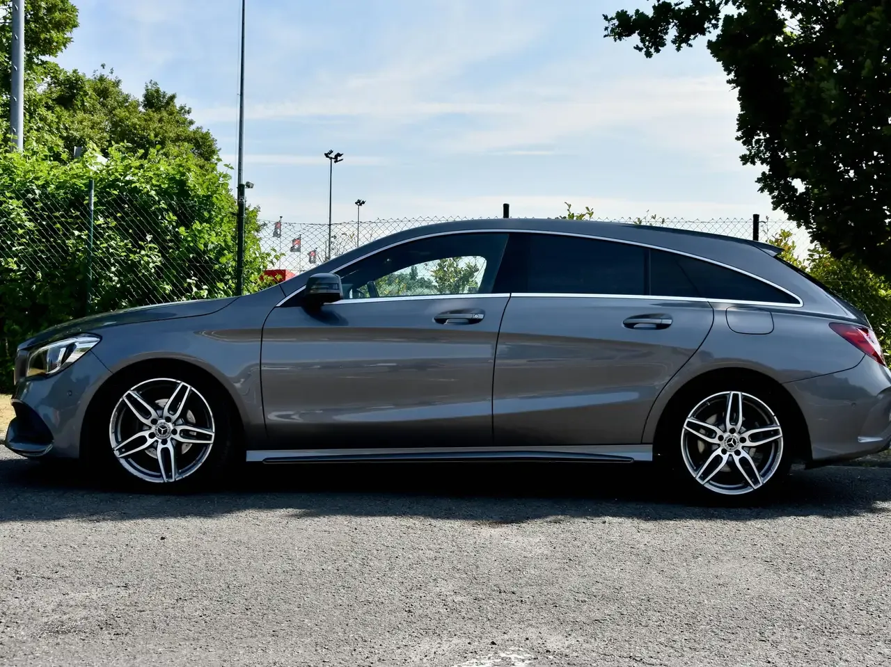 Mercedes-Benz CLA 180 - 25