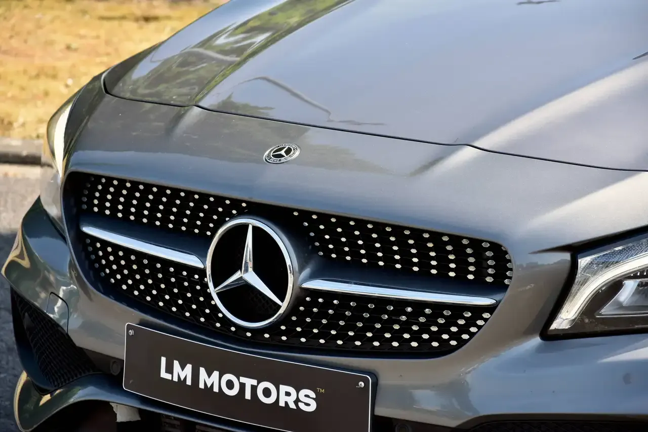 Mercedes-Benz CLA 180 - 6