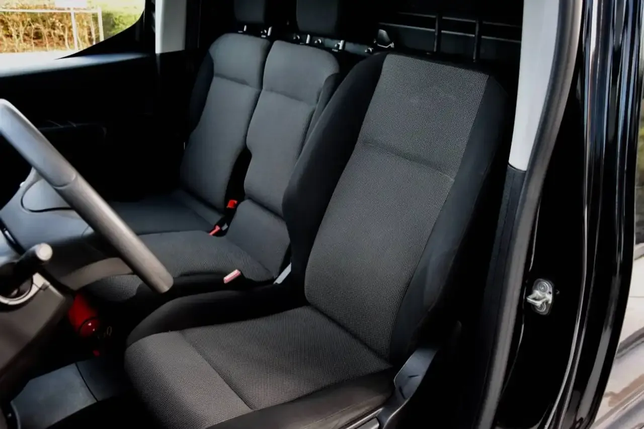 Opel Combo - 8