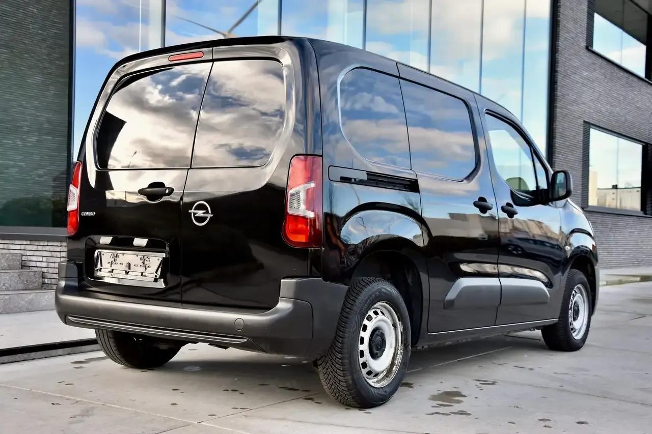 Opel Combo - 8