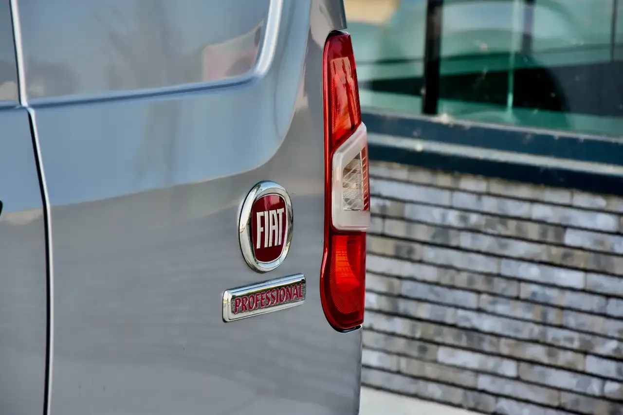 Fiat Doblo - 17