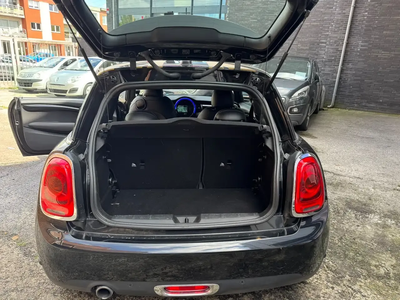MINI Cooper - 16