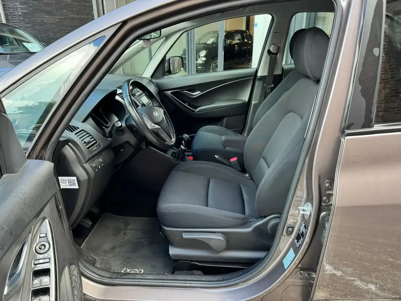 Hyundai iX20 - 9